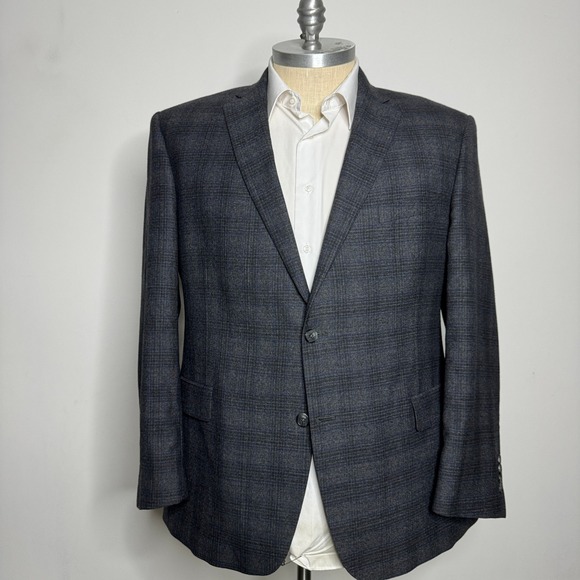 Jos A Bank Traveler Blazer 48R Traditional Fit Plaid Wool Gray Blue - Picture 1 of 10